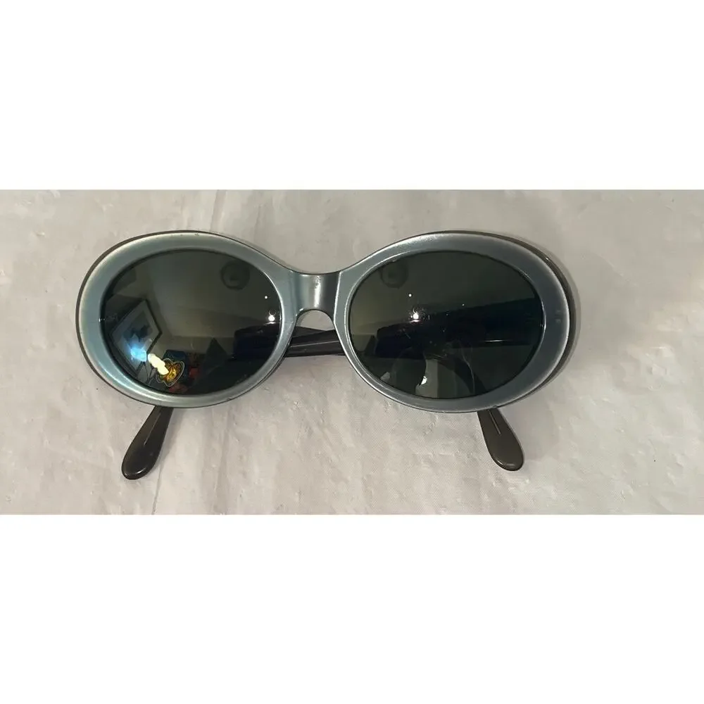 Vintage Giorgio Armani Oval Sunglasses Smoke Gray Italy GA Logo 54-20 140 Women